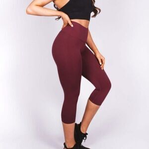 Phat Buddha Cropped Leggings O/S